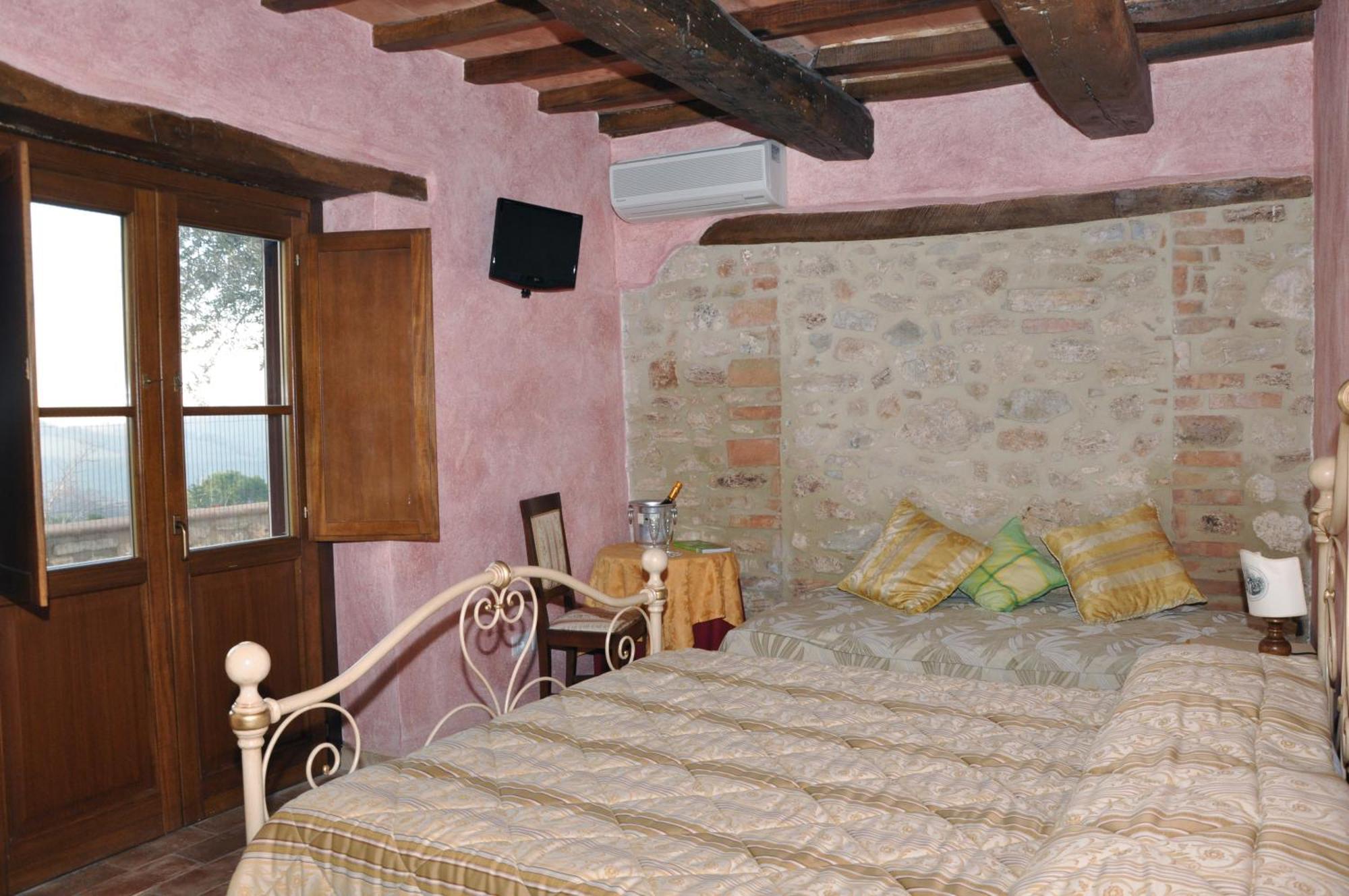 Agriturismo La Casella San Terenziano Exteriér fotografie