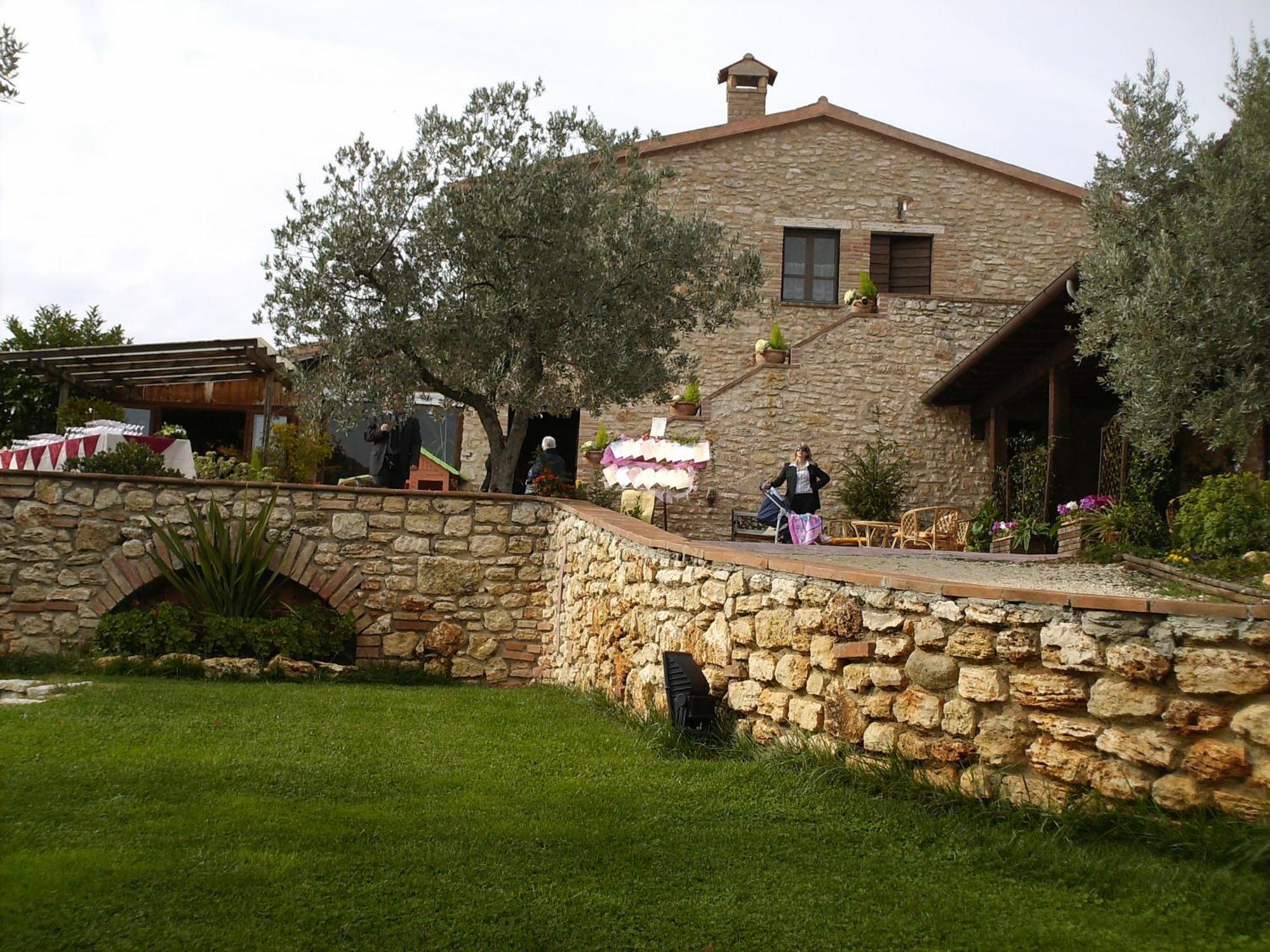 Agriturismo La Casella San Terenziano Exteriér fotografie